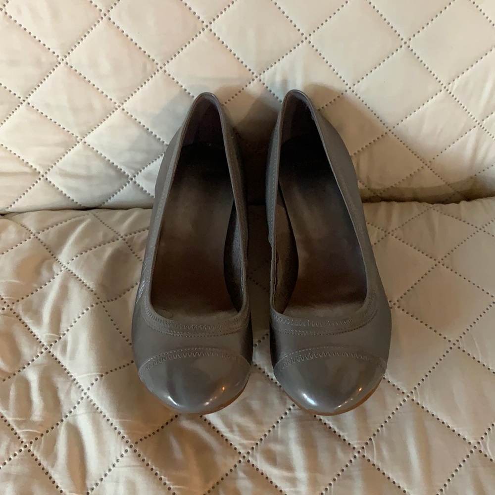 Cole Haan Silver Low Wedges 8.5